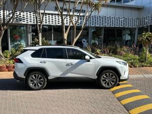 Toyota RAV4 2.0 VX - Image 3