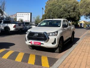 Toyota Hilux 2.4GD-6 Xtra cab Raider manual - Image 12