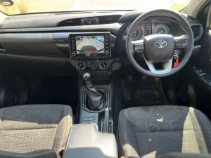 Toyota Hilux 2.4GD-6 Xtra cab Raider manual - Image 6