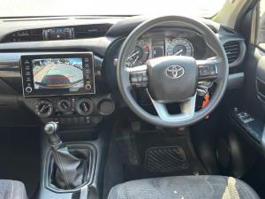 Toyota Hilux 2.4GD-6 Xtra cab Raider manual - Image 8