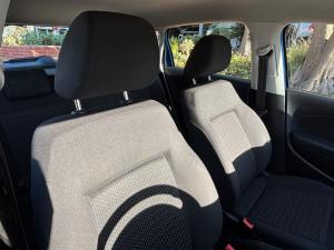 Volkswagen Polo Vivo hatch 1.4 Trendline - Image 9