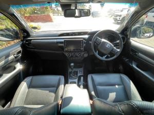 Toyota Hilux 2.8GD-6 Xtra cab Legend auto - Image 6
