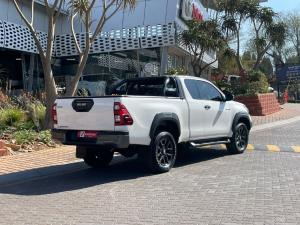 Toyota Hilux 2.8GD-6 Xtra cab Legend auto - Image 2