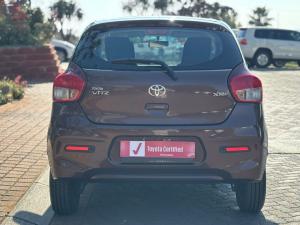 Toyota Vitz 1.0 XR manual - Image 6