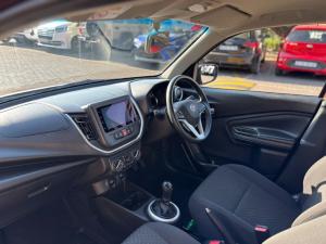 Toyota Vitz 1.0 XR manual - Image 9
