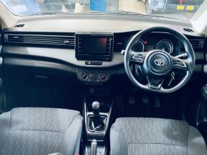 Toyota Rumion 1.5 SX manual - Image 6