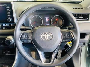 Toyota RAV4 2.0 GX - Image 8