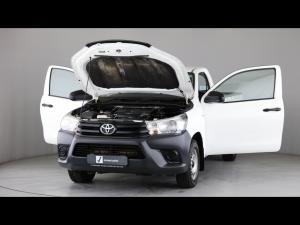 Toyota Hilux 2.4GD single cab S (aircon) - Image 13