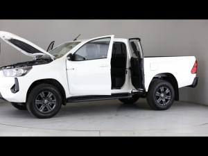 Toyota Hilux 2.4GD-6 Xtra cab Raider auto - Image 12