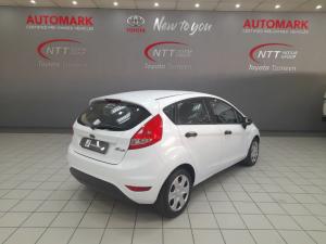 Ford Fiesta 1.4i Ambiente 5-Door - Image 2