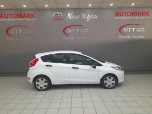 Ford Fiesta 1.4i Ambiente 5-Door - Image 3