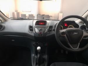 Ford Fiesta 1.4i Ambiente 5-Door - Image 6