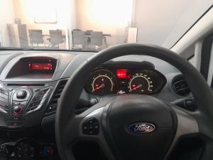 Ford Fiesta 1.4i Ambiente 5-Door - Image 8