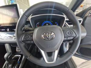 Toyota Corolla Cross 1.8 XS Hybrid - Image 8