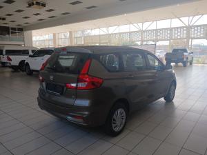 Toyota Rumion 1.5 SX - Image 2
