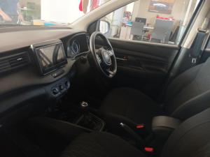 Toyota Rumion 1.5 SX - Image 7