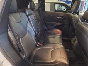 Jeep Cherokee 3.2 Overland 4x4 - Image 6