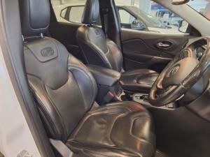 Jeep Cherokee 3.2 Overland 4x4 - Image 7