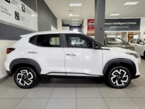 Nissan Magnite 1.0 Turbo Acenta Plus manual - Image 2