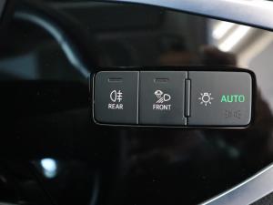 Audi Q3 40TFSI quattro Advanced - Image 17