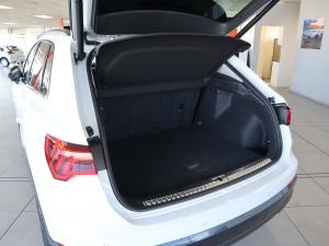 Audi Q3 40TFSI quattro Advanced - Image 29