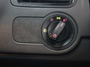 Volkswagen Polo Vivo hatch 1.6 Comfortline auto - Image 21