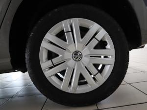 Volkswagen Polo Vivo hatch 1.6 Comfortline auto - Image 27
