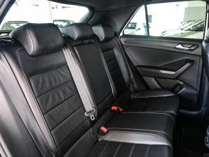 Volkswagen T-Roc 2.0TSI 4Motion R-Line - Image 19
