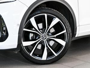 Volkswagen T-Roc 2.0TSI 4Motion R-Line - Image 2