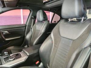 BMW 3 Series 320i Mzansi Edition - Image 12