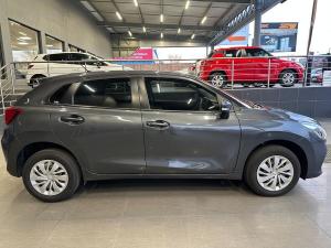 Suzuki Baleno 1.5 GL manual - Image 8