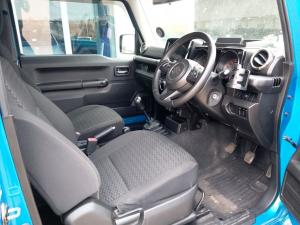 Suzuki Jimny 1.5 GLX AllGrip 3-door manual - Image 13