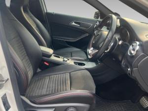 Mercedes-Benz GLA GLA200 auto - Image 15