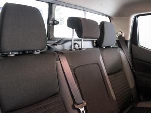Nissan Navara 2.5DDTi double cab LE - Image 18