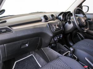 Suzuki Swift 1.2 GL auto - Image 16