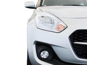 Suzuki Swift 1.2 GL auto - Image 9