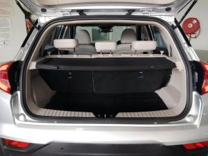 Mahindra XUV300 1.5TD W8 - Image 11