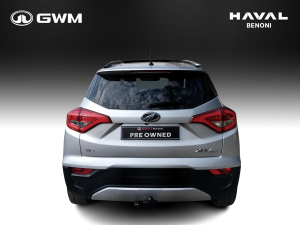 Mahindra XUV300 1.5TD W8 - Image 18