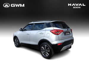 Mahindra XUV300 1.5TD W8 - Image 19