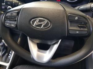 Hyundai Venue 1.0T Motion auto - Image 19