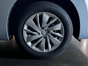 Suzuki Baleno 1.5 GL auto - Image 21