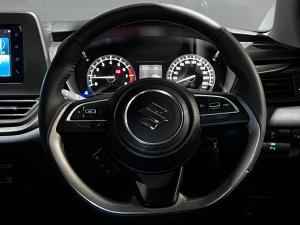 Suzuki Baleno 1.5 GL auto - Image 9