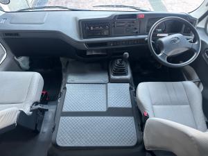 Toyota Coaster 4.0D 23 Seater B/S - Image 6