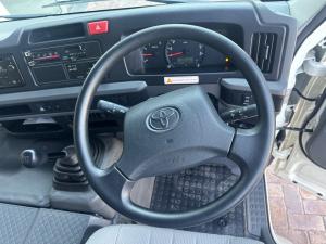Toyota Coaster 4.0D 23 Seater B/S - Image 8