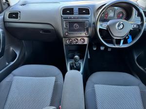 Volkswagen Polo Vivo hatch 1.6 Highline - Image 6