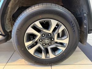 Toyota Fortuner 2.4GD-6 4x4 - Image 10