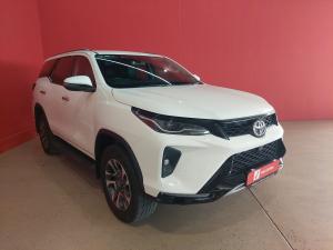 Toyota Fortuner 2.4GD-6 4x4 - Image 1