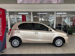 Toyota Etios hatch 1.5 Sprint - Image 3