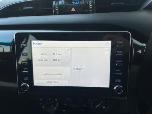 Toyota Hilux 2.4GD-6 double cab Raider manual - Image 13