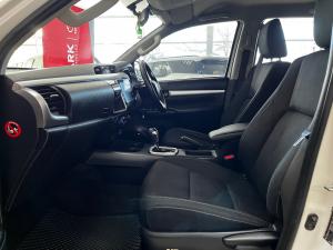 Toyota Hilux 2.8GD-6 double cab 4x4 Raider auto - Image 7